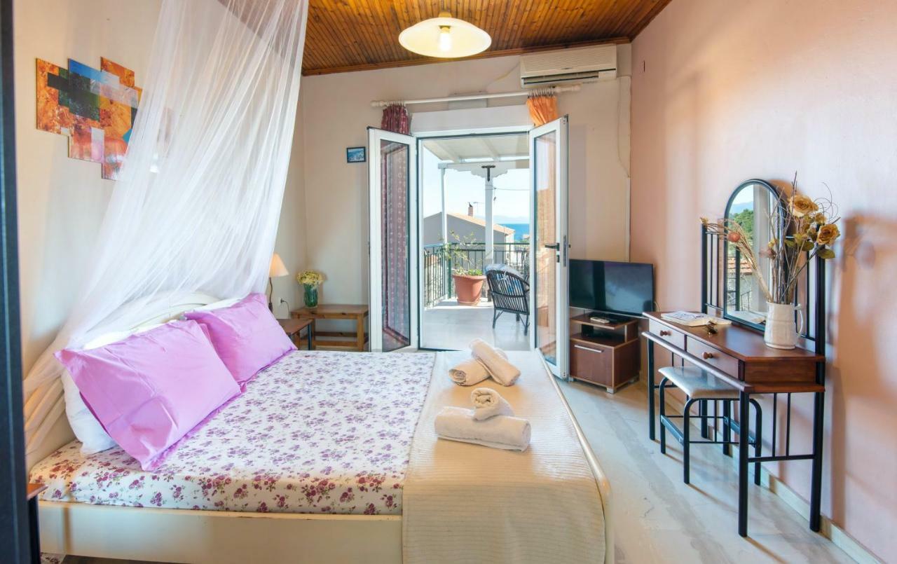 Paxos Apartments Gaios Ngoại thất bức ảnh